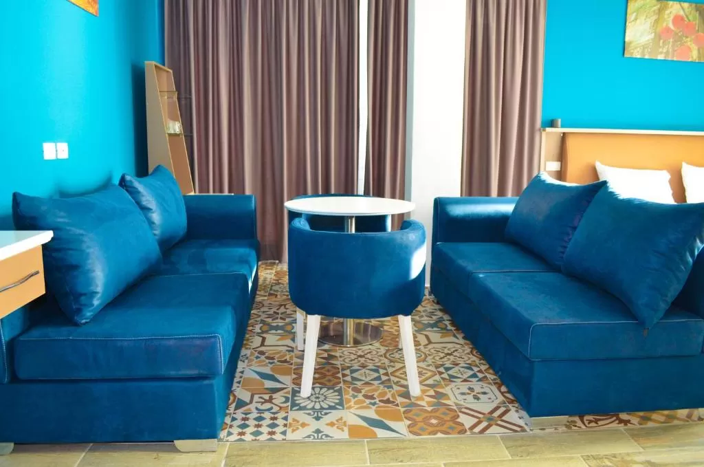 Monaco - 10 STD QDPL 2.jpg